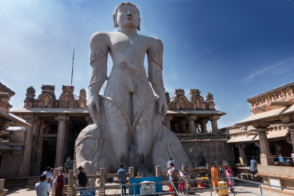 About the mighty Gommateshwara statue